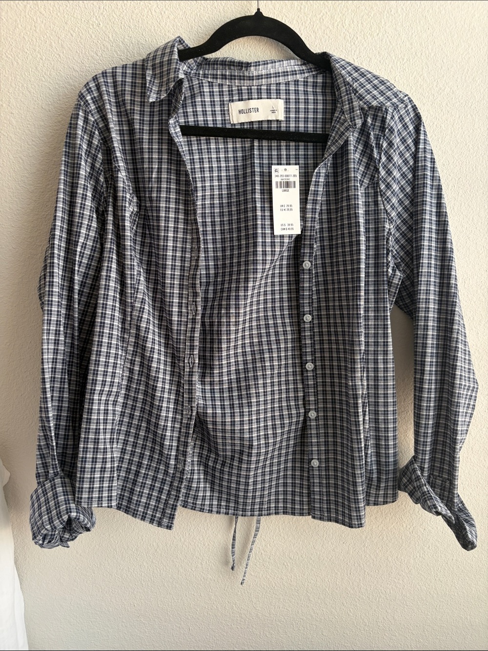 NWT Hollister Womens Navy and White Plaid Button-Down Shirt